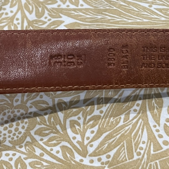 Coach Genuine Black Leather Belt - Picture 7 of 8